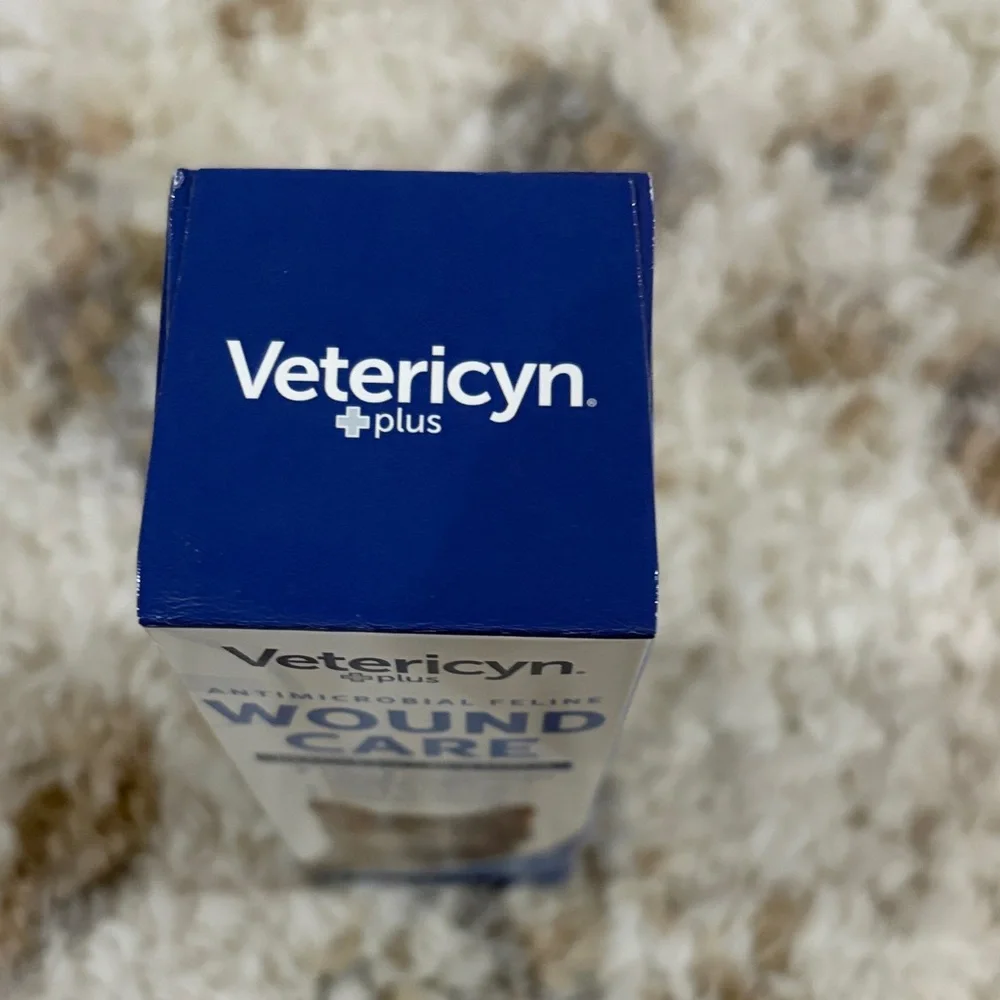 NWT Cat Wound Care Healing Aid - Blue